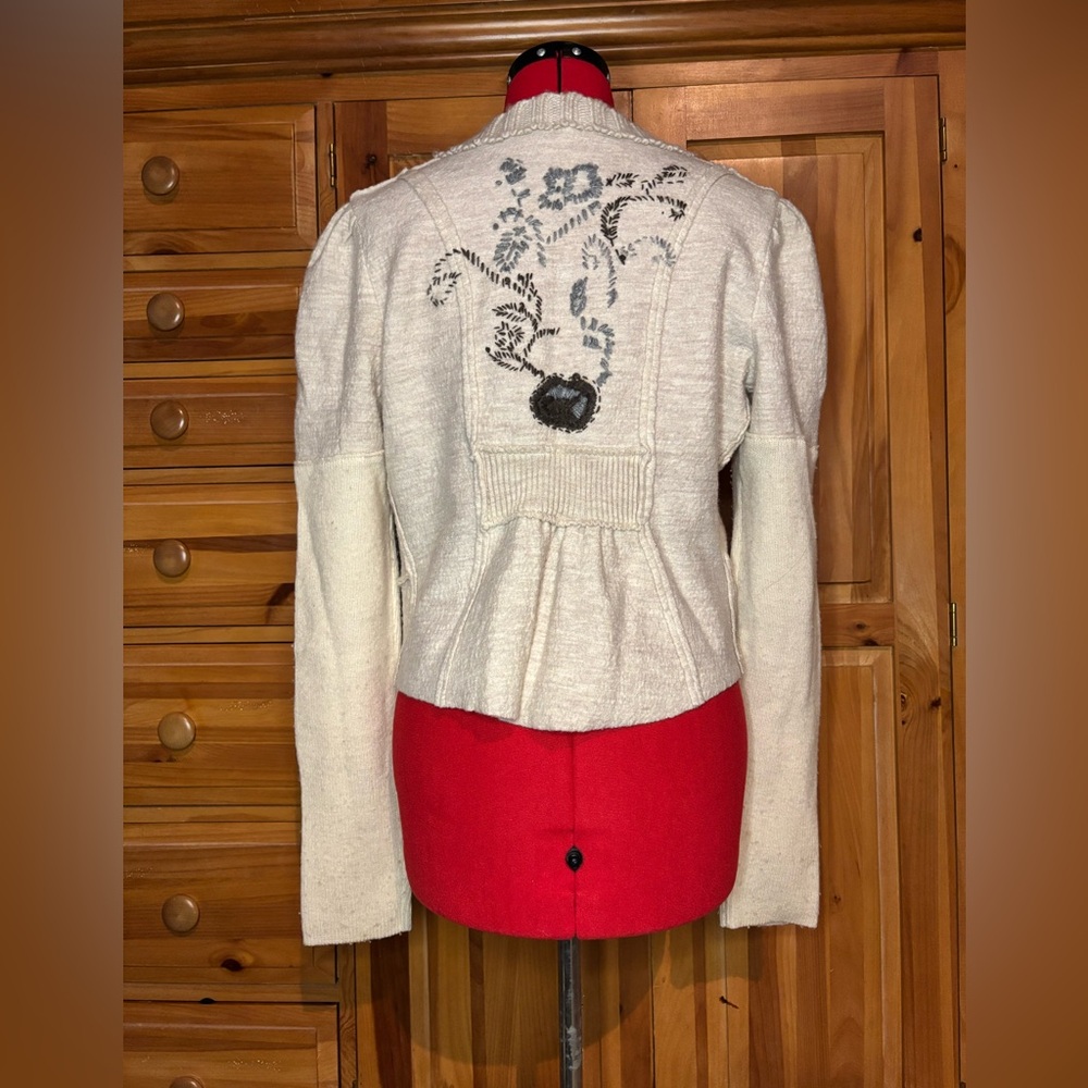 Free People Wool Women's Cream Sweater Jacket with hook closure size Large - Picture 4 of 15